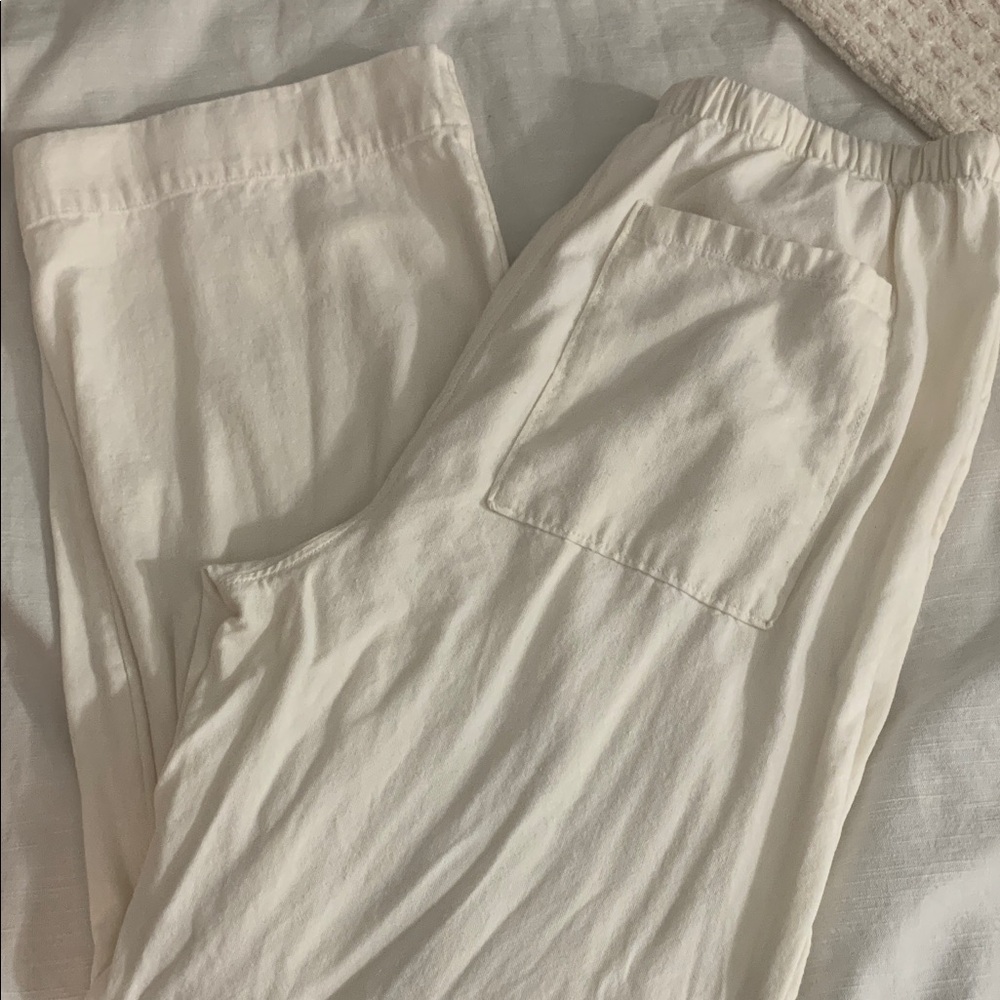 Women’s White Pants